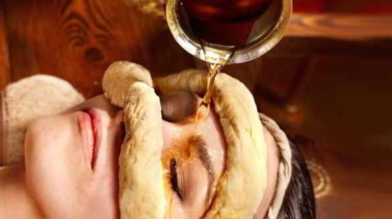 Corso BASTI NETRA TARPAṆA (Netra Basti)